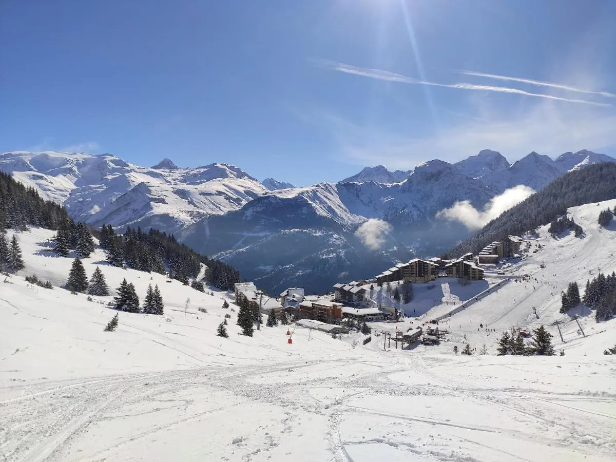 Appartement Les Iris T2 station Alpe Huez à Auris France